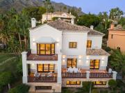 Villa / Chalet de 654 m2 en venta en Marbella, España
