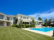 Villa / Chalet de 702 m2 en venta en Marbella, España