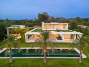 Villa / Chalet de 715 m2 en venta en Casares, España Villa / Chalet de 715 m2 en venta en Casares, España