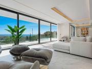 Villa / Chalet de 825 m2 en venta en Marbella, Andalucía