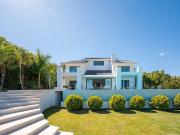 Villa / Chalet de 900 m2 en venta en Marbella, España