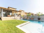 Villa / Chalet de lujo 275 m2 en alquiler, Chiva, España