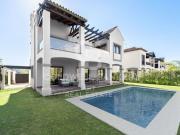 Villa / Chalet de lujo de 170 m2 en venta en Estepona,...