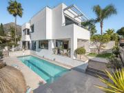 Villa / Chalet de lujo de 482 m2 en venta en The Golden...