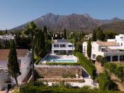 Villa / Chalet de lujo de 492 m2 en venta en Marbella,...