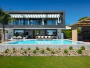 Villa / Chalet de lujo de 520 m2 en venta en Nueva...