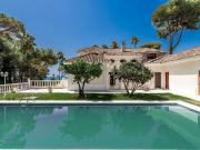 Villa / Chalet de lujo de 559 m2 en venta en The Golden...