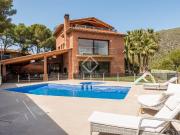 Villa / Chalet de 601 m2 en alquiler en Castelldefels,...