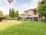Villa / Chalet de lujo de 639 m2 en alquiler en... Villa / Chalet de lujo de 639 m2 en alquiler en...