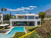 Villa / Chalet de lujo de 868 m2 en venta en Marbella,...