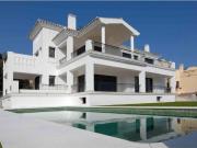 Villa / Chalet de 580 m2 en alquiler en Nueva Andalucia,...