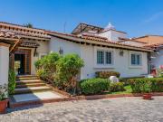 Villa Colonial de Lujo en venta en Isla Iguana – Frente...