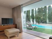 Luxuosa Moradia com 548 m2 Premium com Piscina 25...