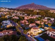 Villa completamente reformada de 4 dormitorios en Los...