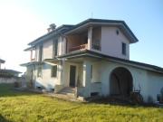 Villa con giardino a Camaiore
