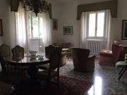 Villa con giardino a Cascina