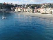 Villa con giardino a Celle Ligure