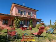 Villa con giardino a Cerreto Guidi