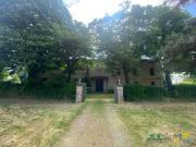 Villa con giardino a Collecchio