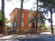 Villa con giardino a Corinaldo