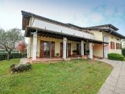 Villa con giardino a Dalmine