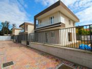 Villa con giardino a Gorla Minore