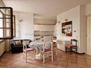 Villa con giardino a Massa