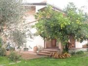 Villa con giardino a Massa