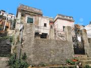 Villa con giardino a Messina