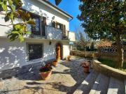 Villa con giardino a Montaione