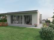 Villa con giardino a Montano Lucino
