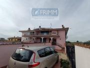 Villa con giardino a Roma