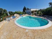 Villa con giardino a San Vito dei Normanni