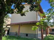 Villa con giardino a Vicchio