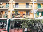 Villa con giardino, Altamura viale regina margherita