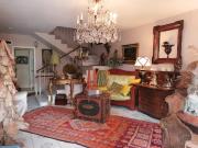 Villa con giardino, Carrara avenza