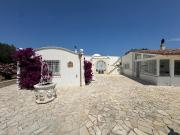 Villa con giardino in contrada san benedetto, Ostuni