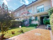 Villa con giardino in gino lombardi, Pietrasanta