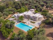 Villa con giardino in la dialma, Ostuni