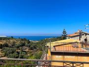 Villa con giardino in strada santoro, Altavilla Milicia