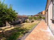 Villa con giardino in via calvario 43, Mascalucia