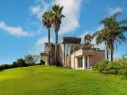 Villa con giardino in via dei maceratoi 4, Acireale