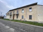 Villa con giardino in via della repubblica 442, Trino