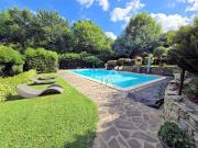 Villa con giardino in via di santandrea, Capannori