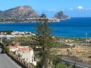 Villa con giardino in via falcone e borsellino,...