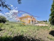 Villa con giardino in via isole delle molucche, Siracusa