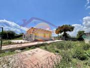 Villa con giardino in via isole delle molucche, Siracusa