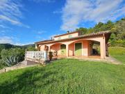 Villa con giardino in via prulla 15, Sarzana