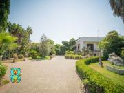 Villa con giardino, Lizzanello merine