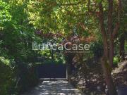 Villa con giardino, Lucca farneta
